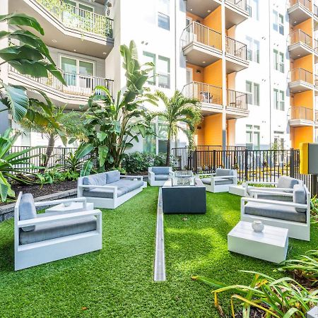 Ferienwohnung Tropical Field 1 Bed In Downtown With Free Parking Sankt Petersburg Exterior foto