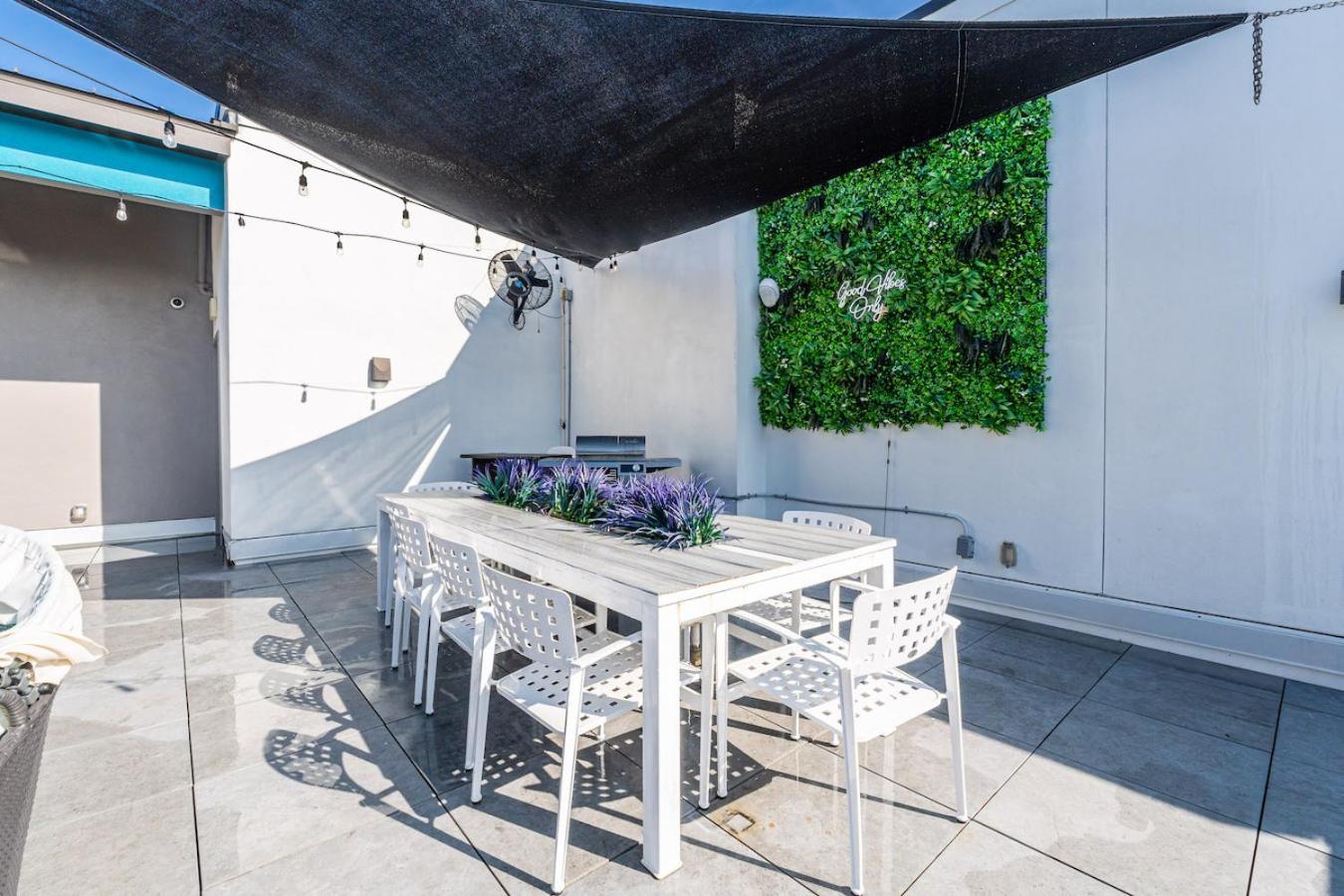 Ferienwohnung Tropical Field 1 Bed In Downtown With Free Parking Sankt Petersburg Exterior foto