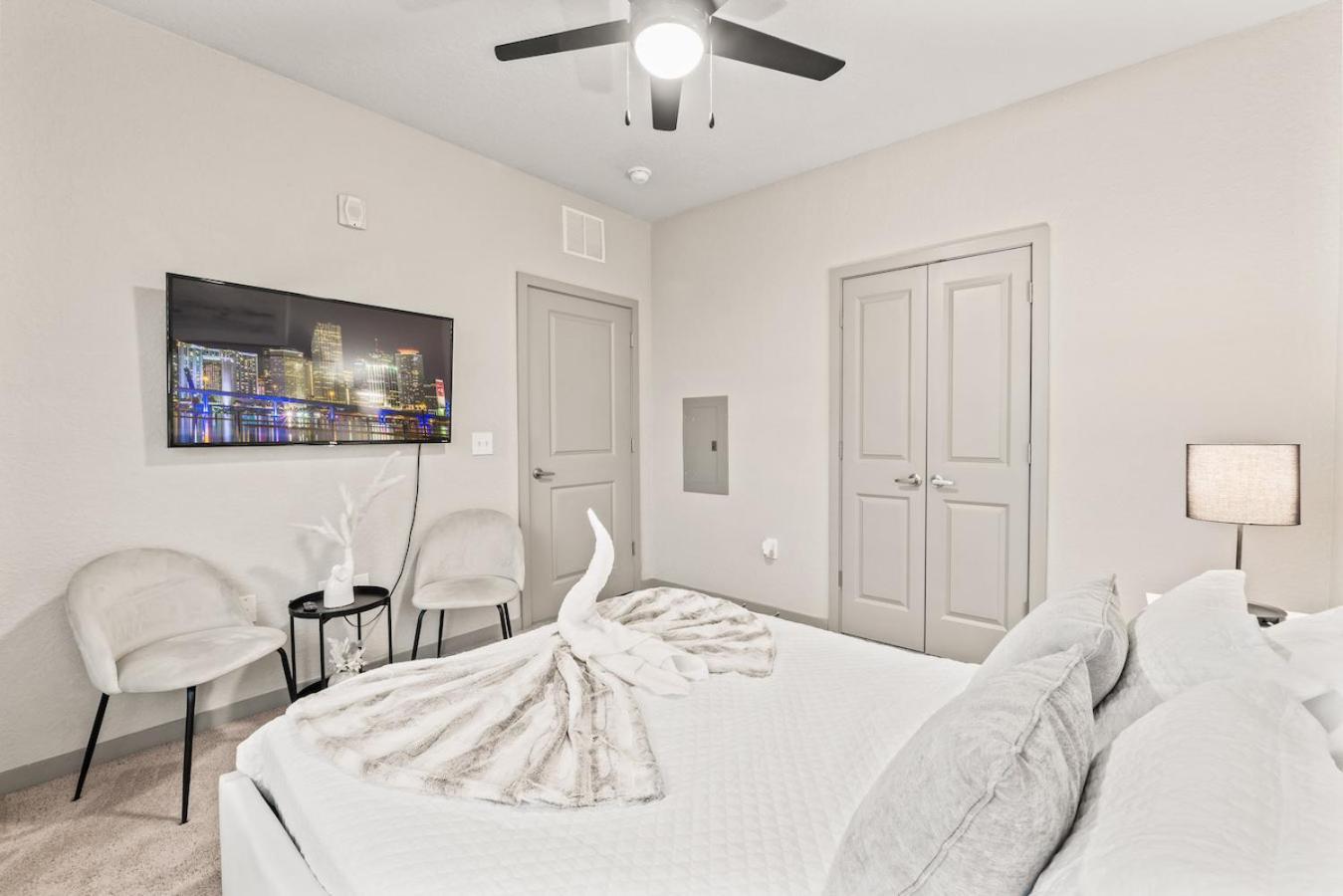Ferienwohnung Tropical Field 1 Bed In Downtown With Free Parking Sankt Petersburg Exterior foto